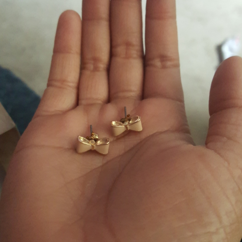Pink bow earrings
